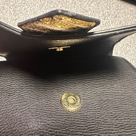 Preowned Danielle Nicole Hufflepuff Harry Potter Mini Backpack - Picture 13 of 16